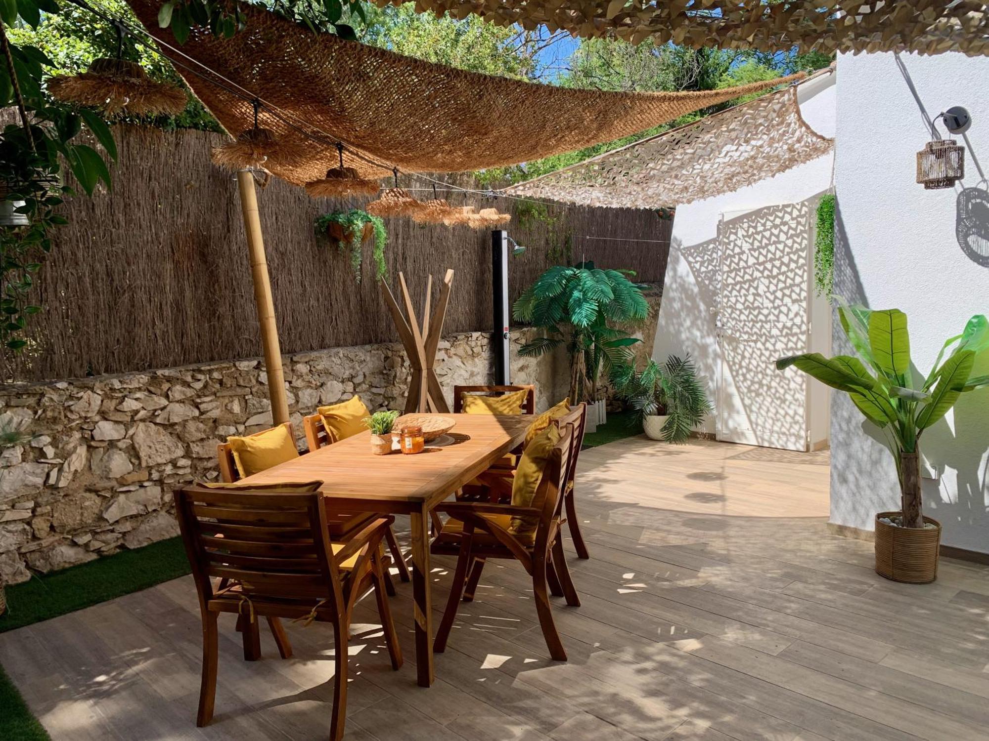 Maisonnette Avec Terrasse Et Jardin-Parking Prive-9Mn Des Plages A Pied La Ciotat Dış mekan fotoğraf